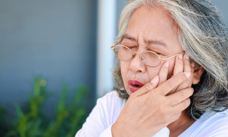 Jaw disorders can cause significant pain and discomfort. Dentists play a pivotal role in diagnosing and treating these disorders.